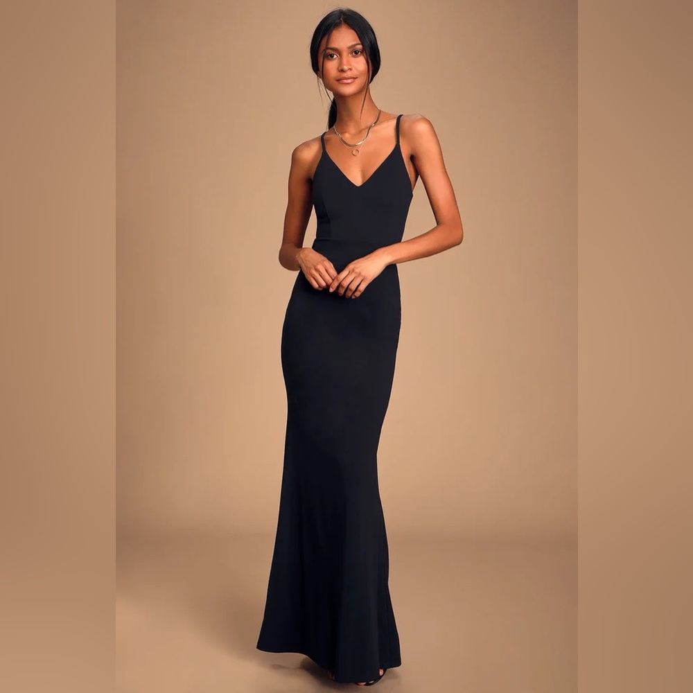 NWT Lulu’s Of Bliss Backless Maxi Dress